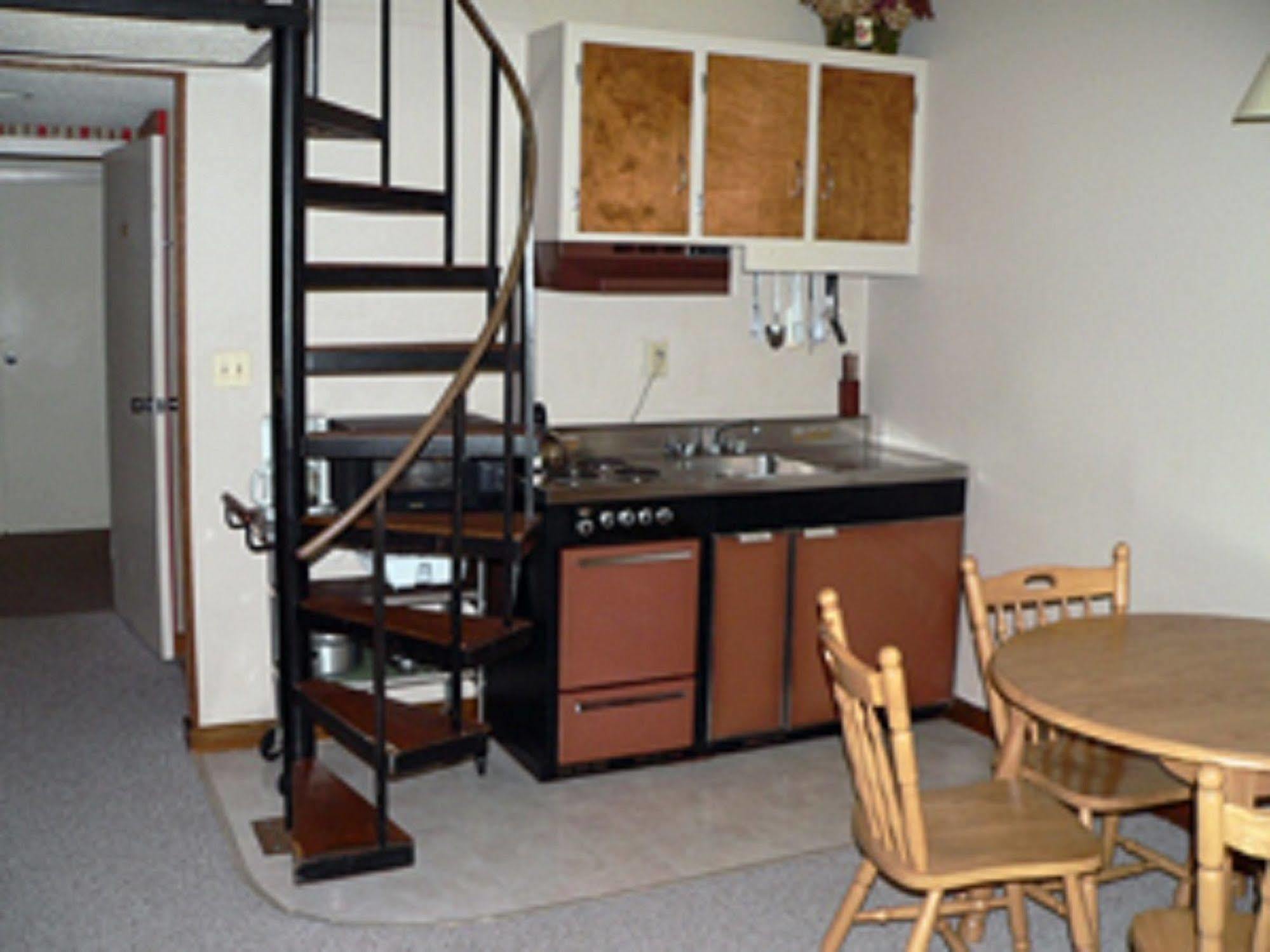 Evergreen Valley Inn Stoneham Extérieur photo